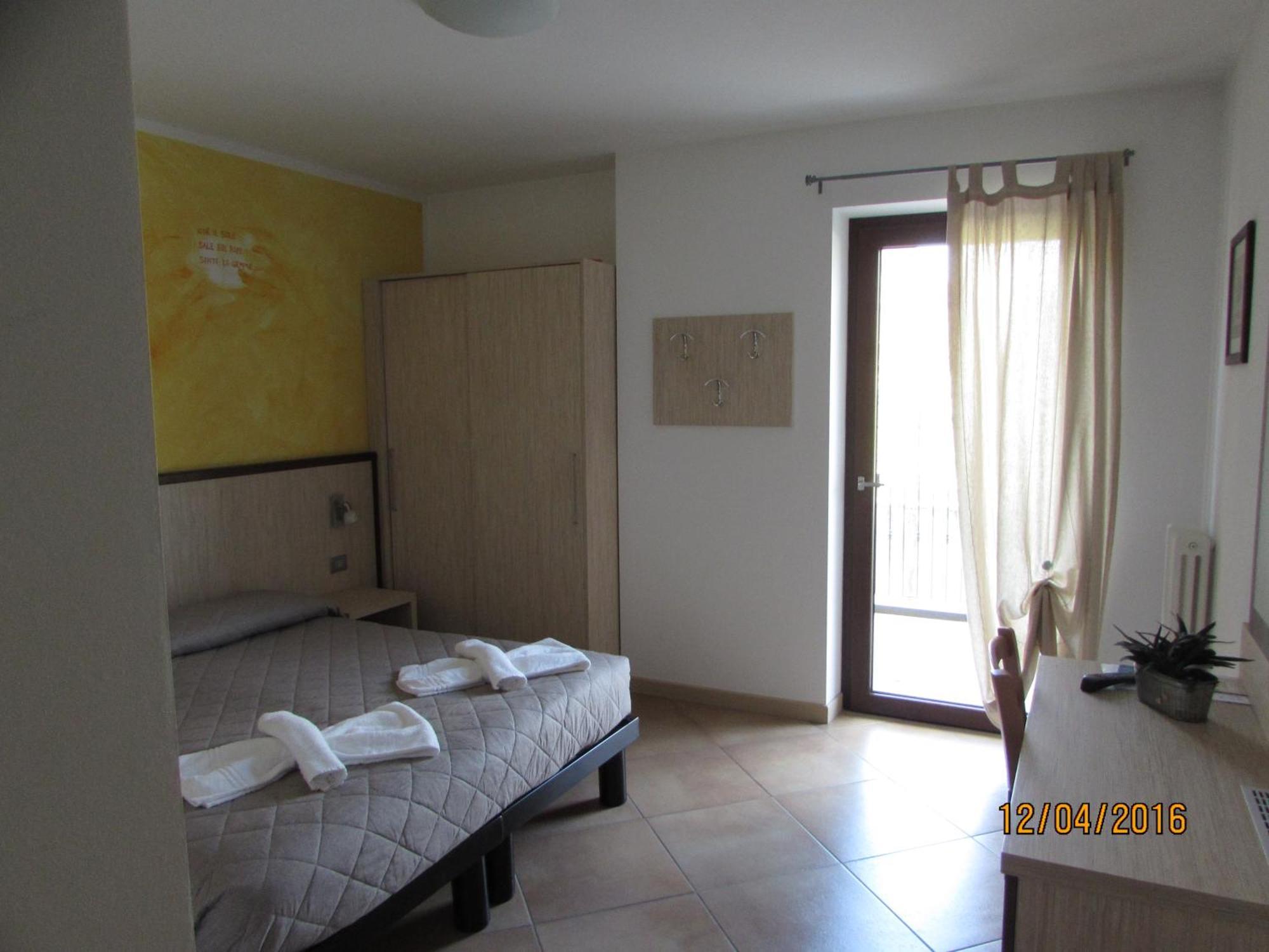 Agritur Arcosole B&B Camping Стая снимка